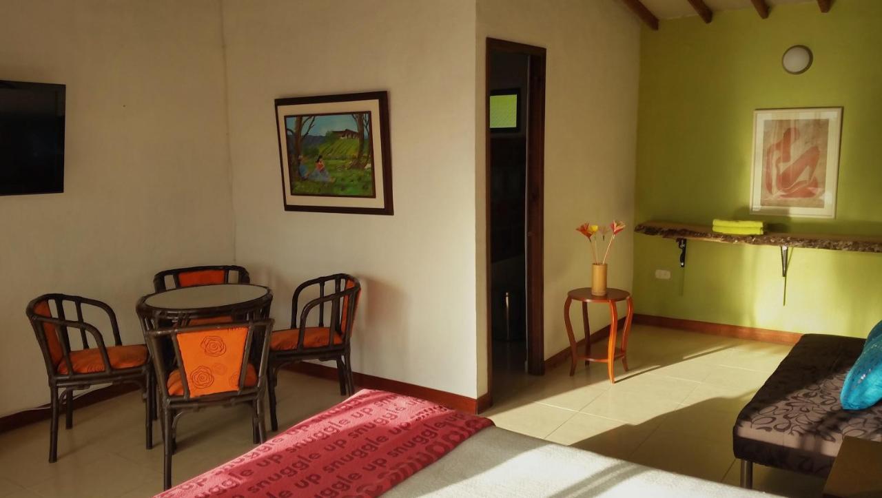 Hotel Faroazul Rnt12633 Санта-Роса-де-Кабаль Екстер'єр фото