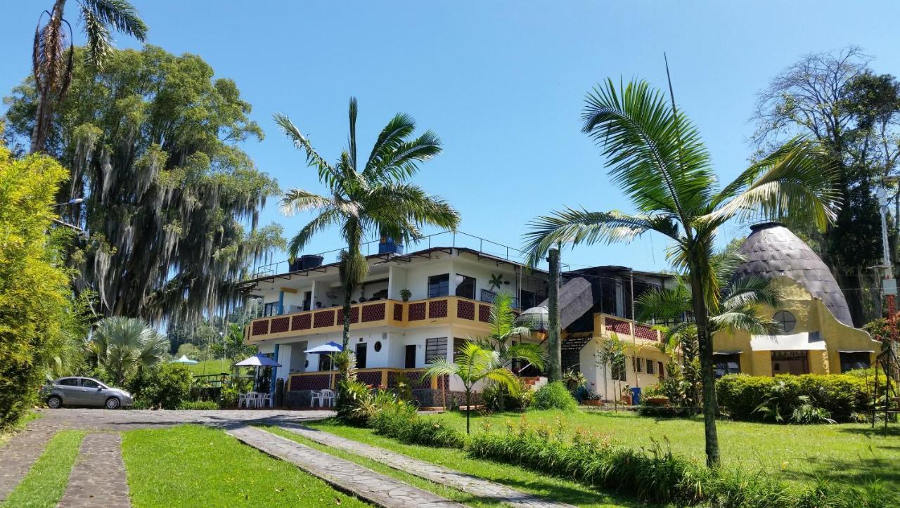Hotel Faroazul Rnt12633 Санта-Роса-де-Кабаль Екстер'єр фото