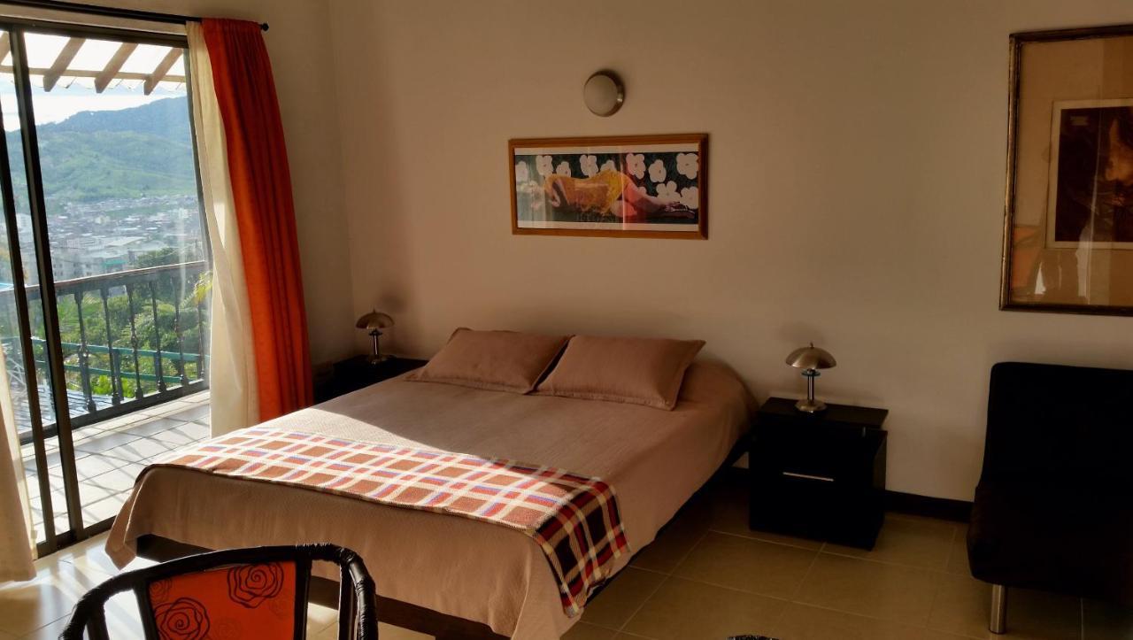 Hotel Faroazul Rnt12633 Санта-Роса-де-Кабаль Екстер'єр фото