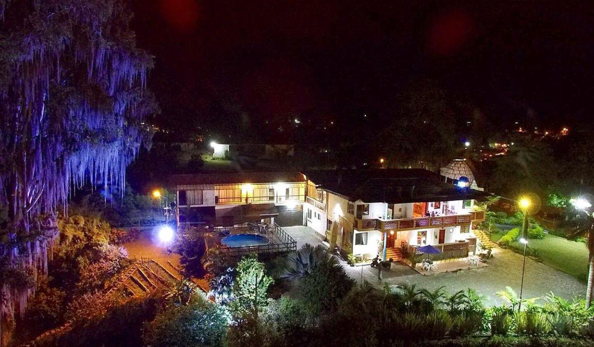 Hotel Faroazul Rnt12633 Санта-Роса-де-Кабаль Екстер'єр фото